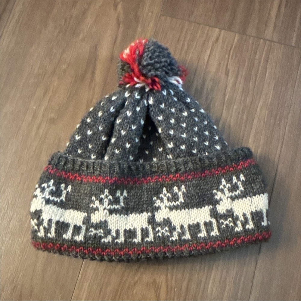 Vintage Abercrombie & Fitch Knit Reindeer Beanie Hat Fair Isle Gray Y2K Pom Pom